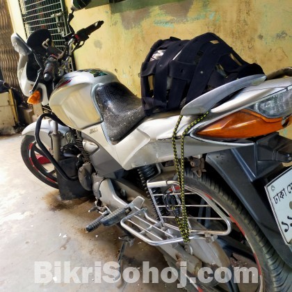 Hero Honda Cbz extrem